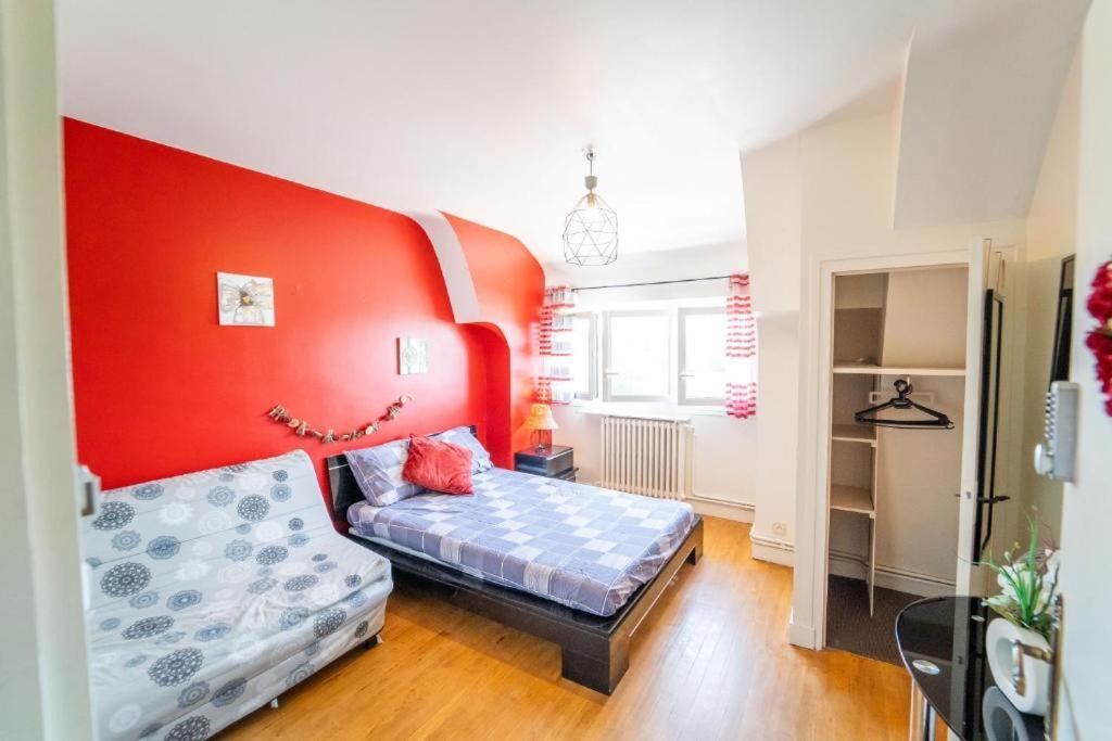 Apartment 4 Parking Voitures Velos 10min Blois
