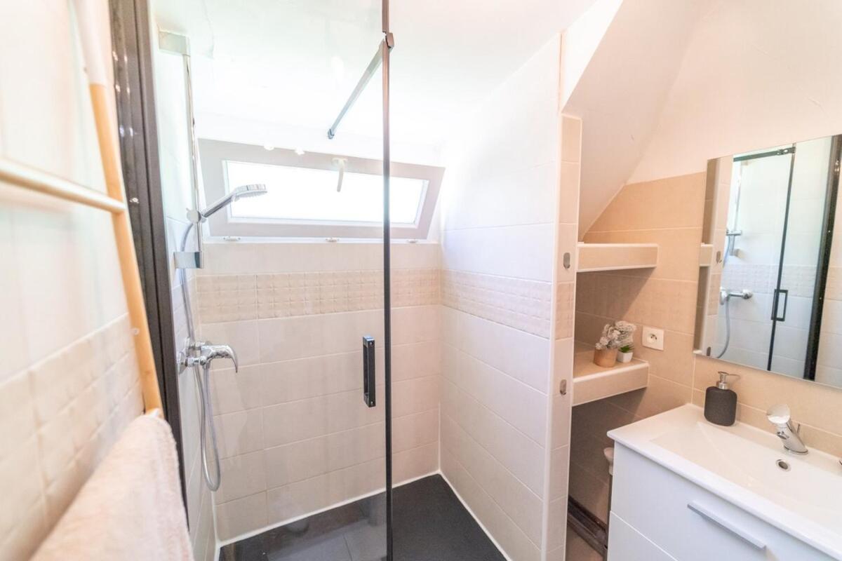 Apartment 4 Parking Voitures Velos 10min Blois